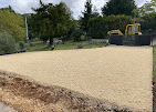 Allée gravillonnée fraîchement réalisée